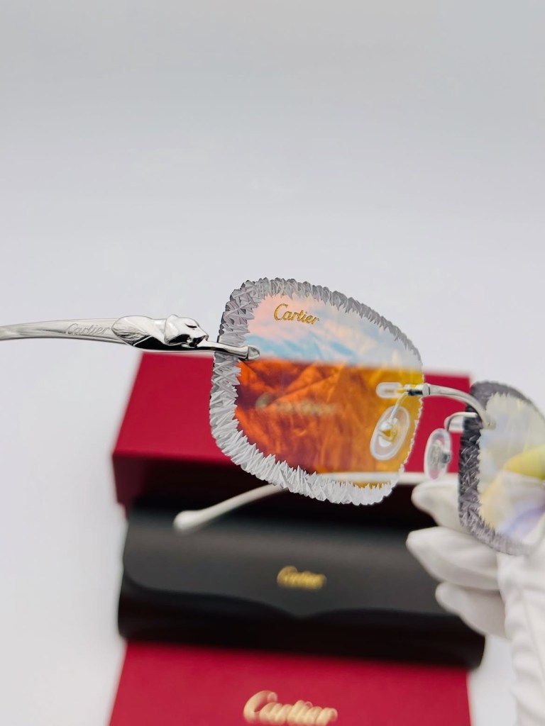 Royal Ice Full Diamond Cut Aurora Silver